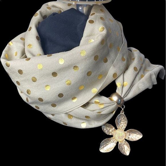 Gold tone flower scarf charm with rhinestones and opal like stone in center 3” - Picture 8 of 9